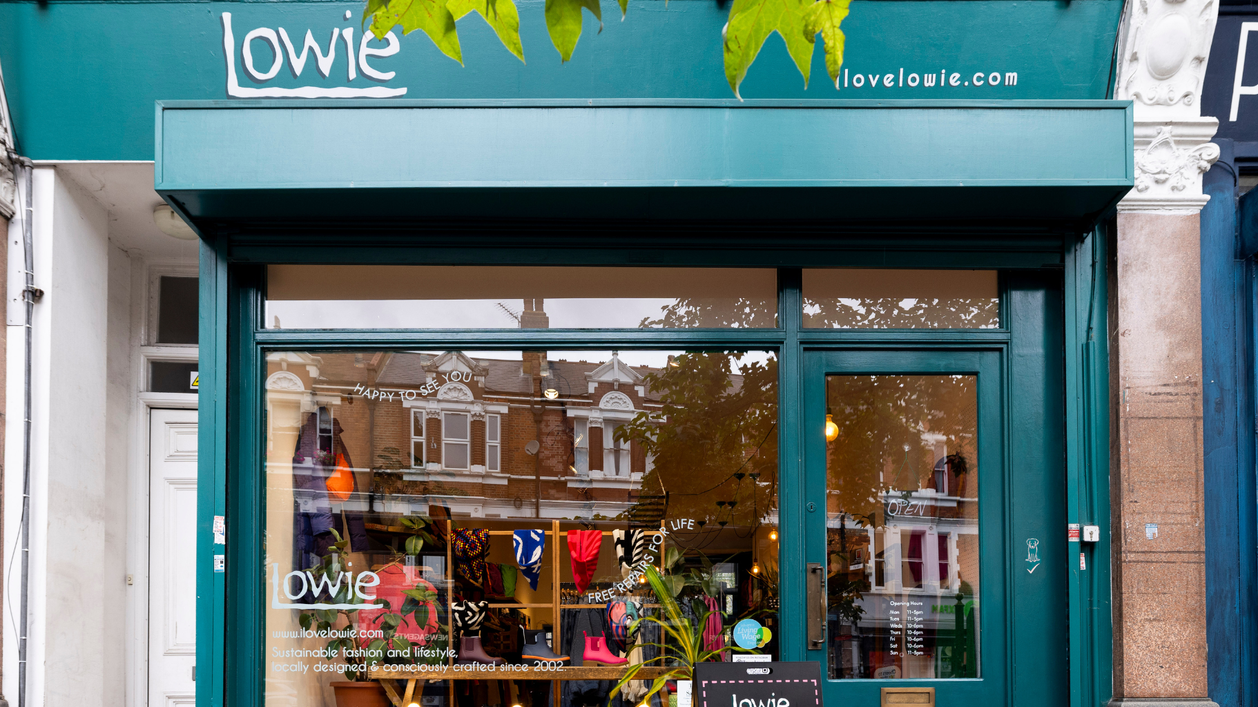 Lowie Gift Guide: For The Ones You Love