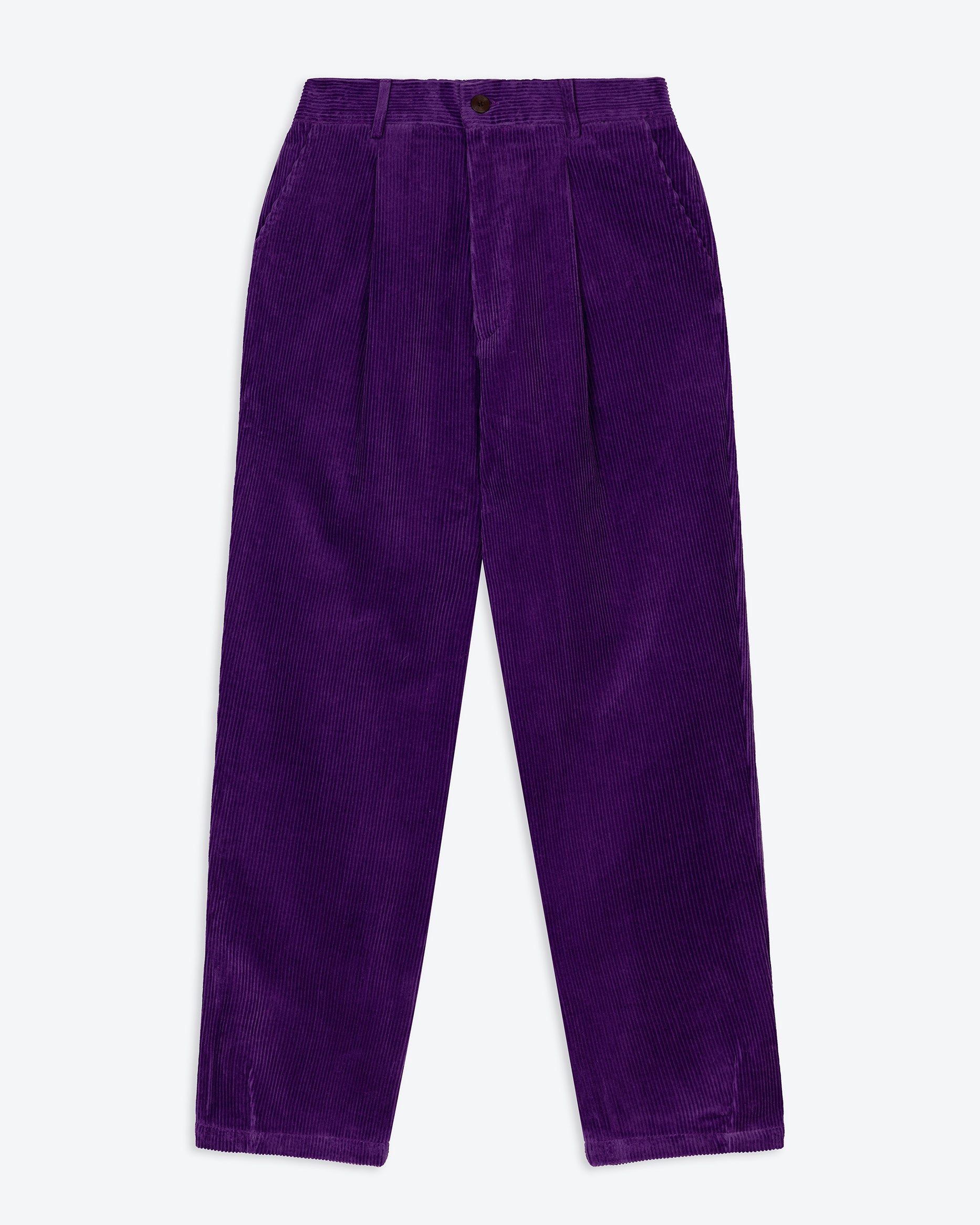 A pair of purple corduroy easy trousers with a waist size of 70 cm, featuring a four-pocket design, pleats, and belt loops.