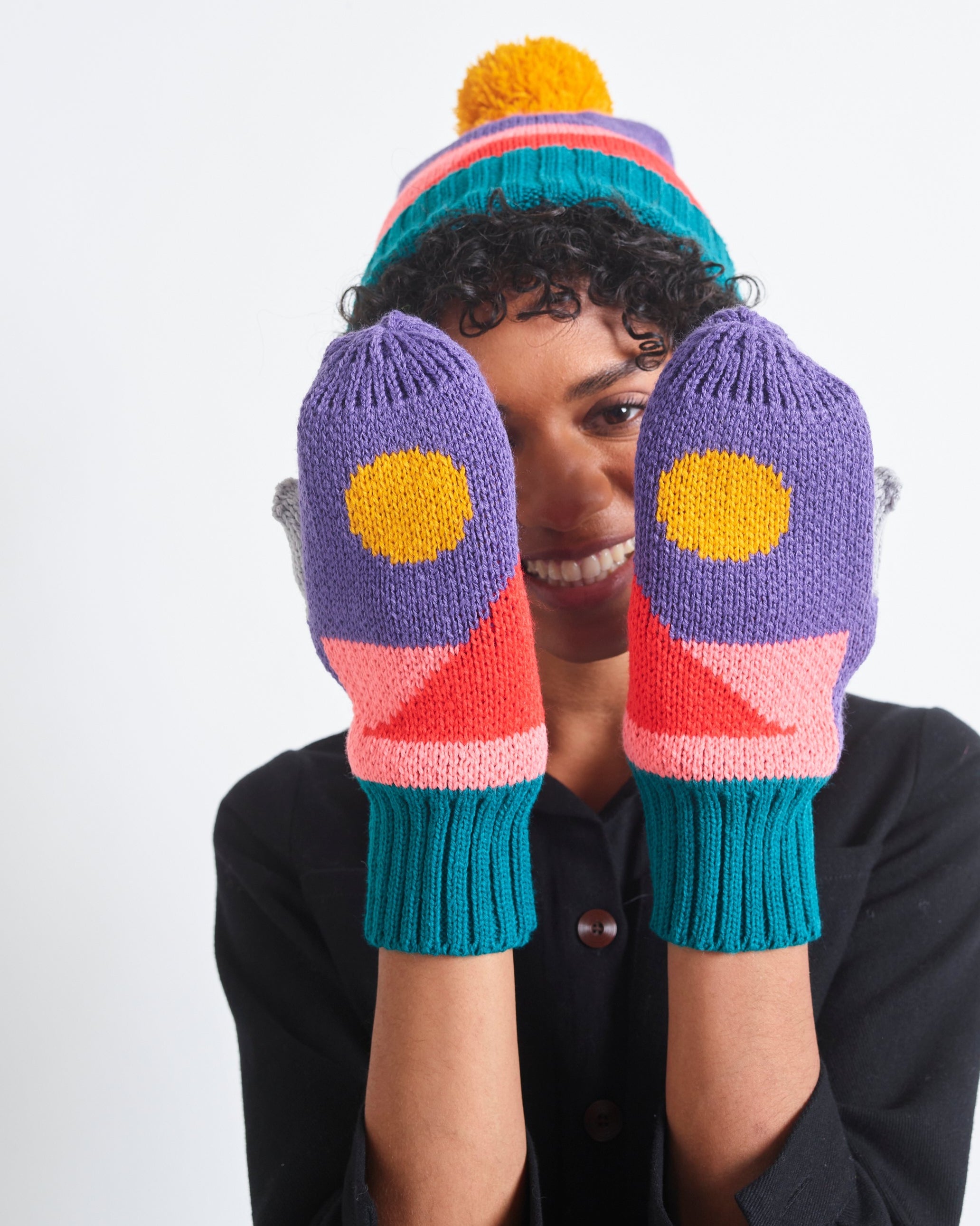 Miss Pompom Dawn Mittens