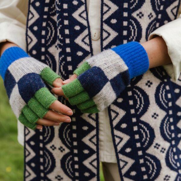 Cotswold Knit Fingerless Gloves Mulberry