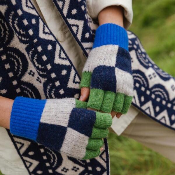 Cotswold Knit Fingerless Gloves Mulberry