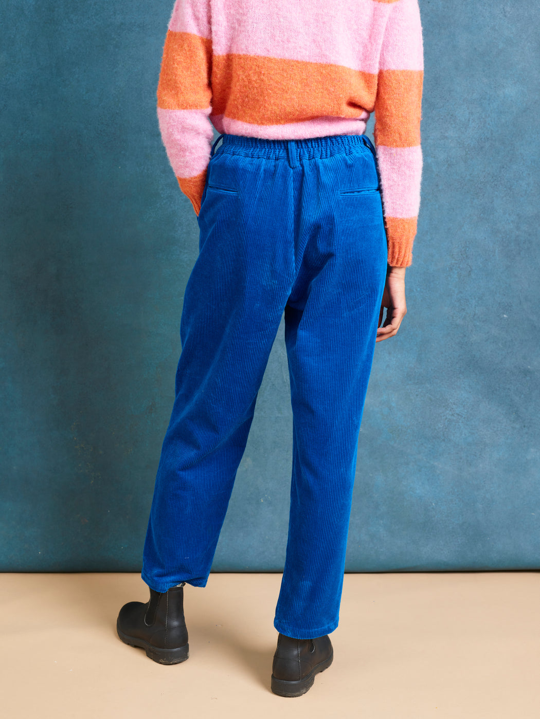 Lowie Cobalt Corduroy Easy Trouser